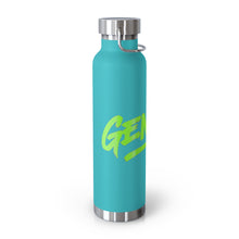 Load image into Gallery viewer, Insulated Copper Vacuum Bottle 22oz — Keep Your Beverages at the Perfect Temperature
